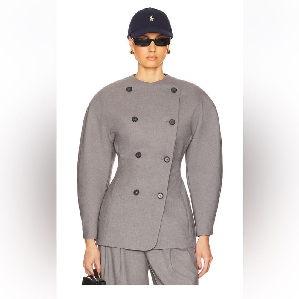 Helsa The Curvilinear Blazer in Charcoal 
Gray Double-Breasted Suit - Picture 5 of 11
